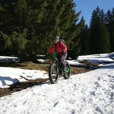 Village Le Salvagny Hotel *